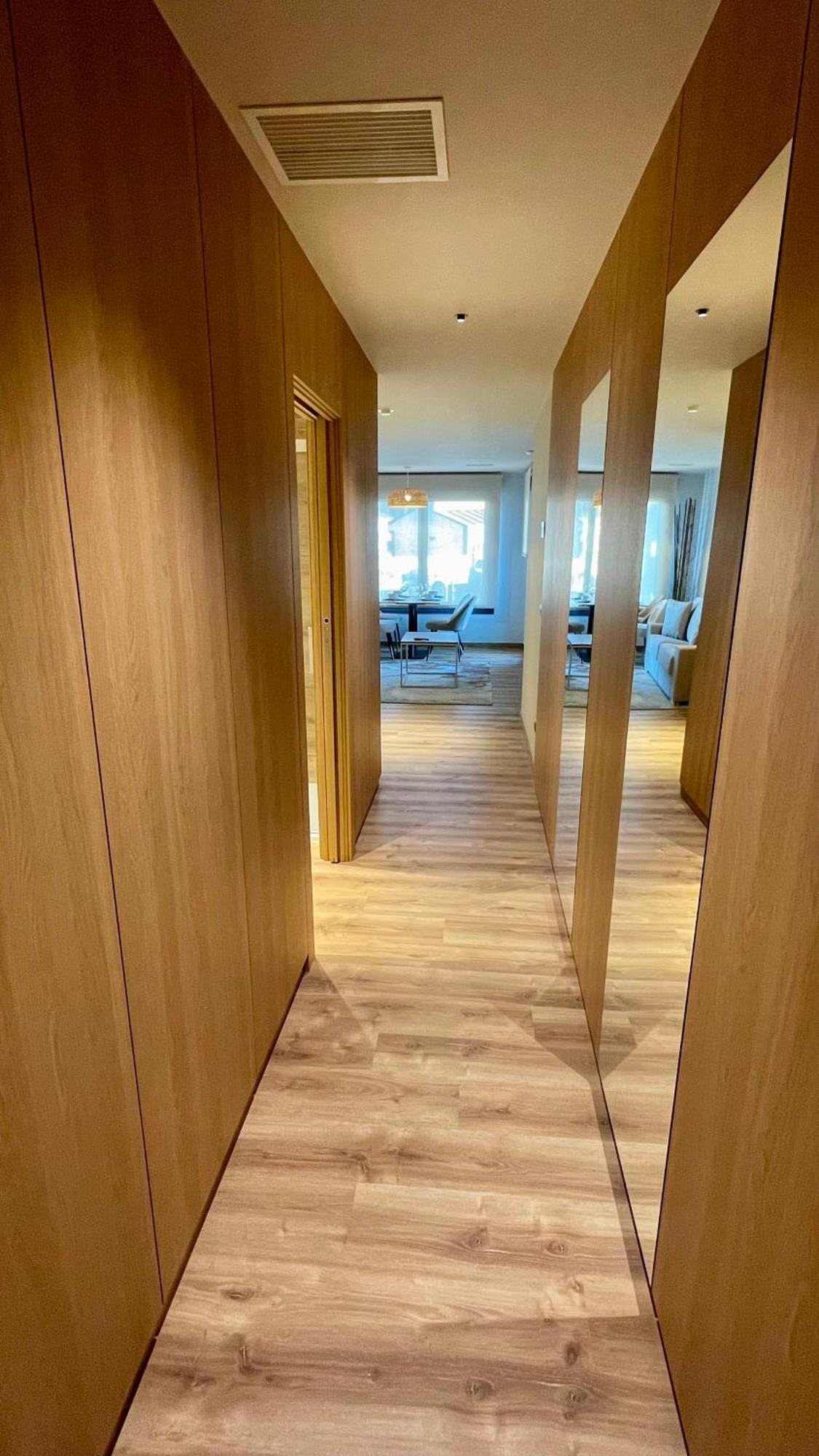 Apartment Deluxe *